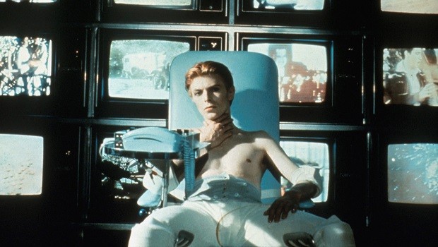 David Bowie in Nicolas Roeg's THE MAN WHO FELL TO EARTH (1976). Courtesy Rialto Pictures/StudioCanal.