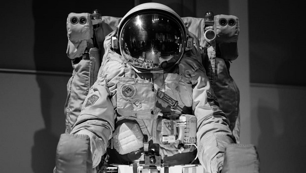 uzayda kac astronot oldu